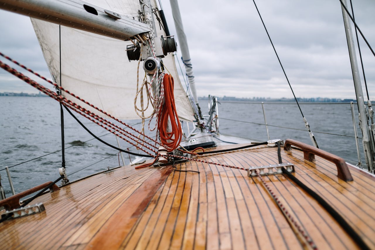 Set Sail This Summer: Getting into the Boating and Sailing Community