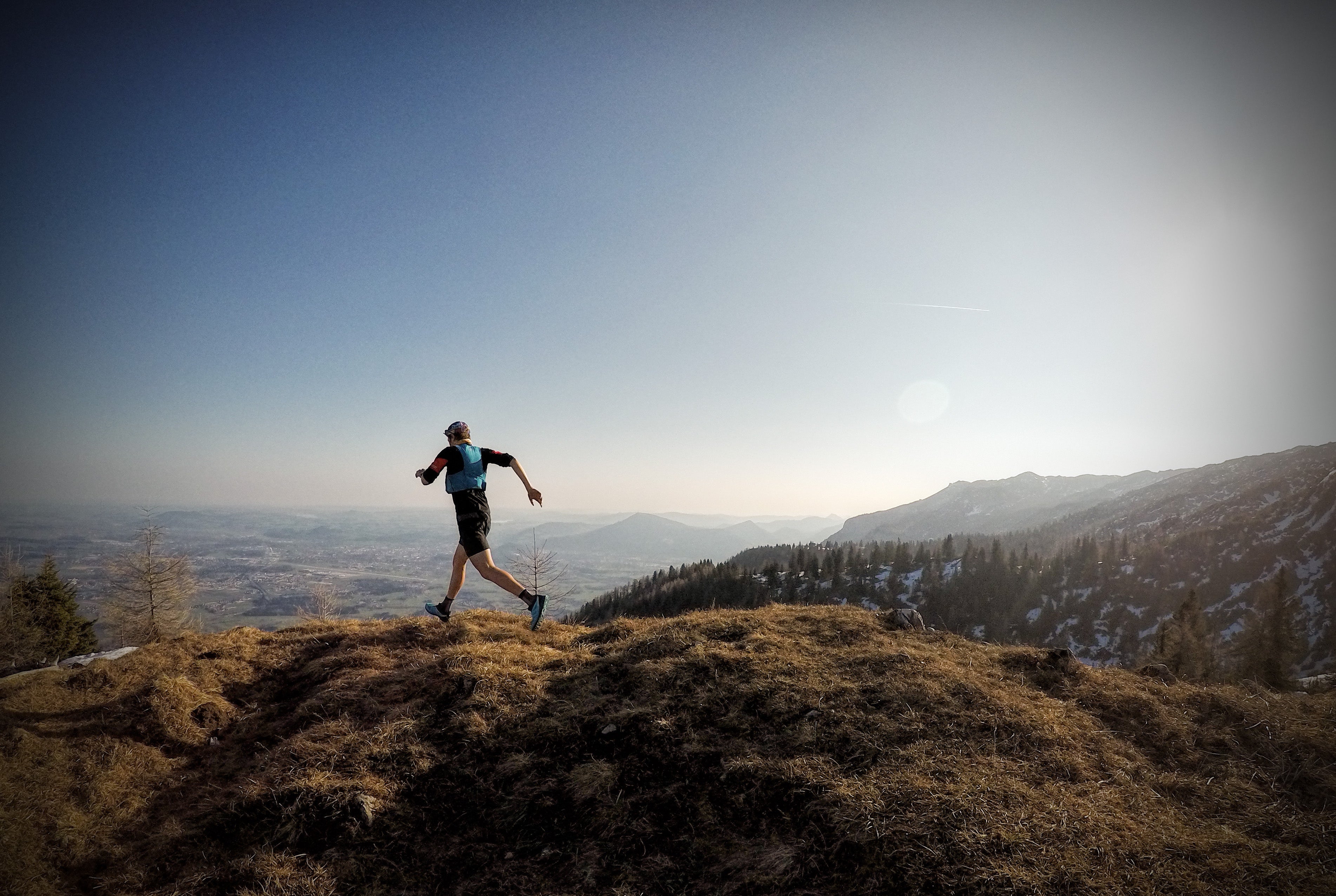 Mastering the Trail: Essential Tips and Tricks for Trail Running with ...