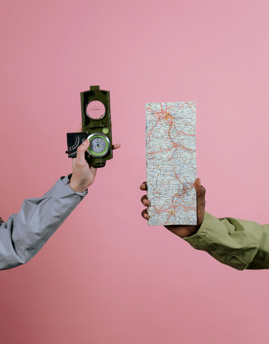 10 Essential Items Every Hiker Should Carry in Their Backpack