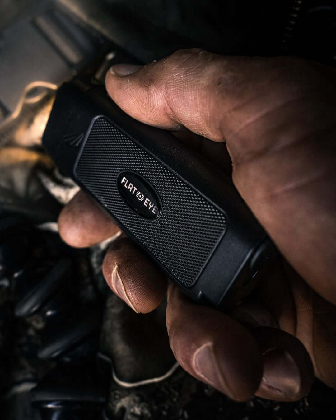 FLATEYE™ Rechargeable FR-280 Flashlight – 280 Lumens